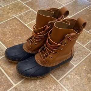 L.L. Bean Duck Boots W 6